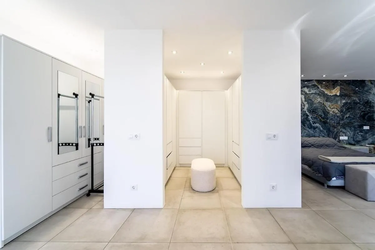 Willa Oceanfront, Swimming Pool, Jacuzzi Lloret de Mar